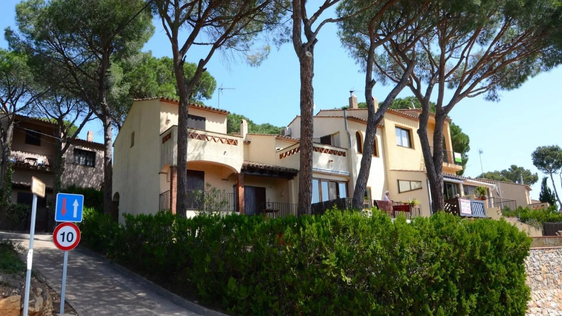 Villa Passatge Berna, 2 L'Estartit